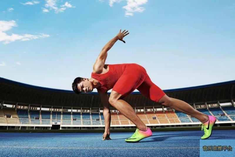 马特维·萨福诺夫成为巴黎圣日耳曼夺冠英雄‼️