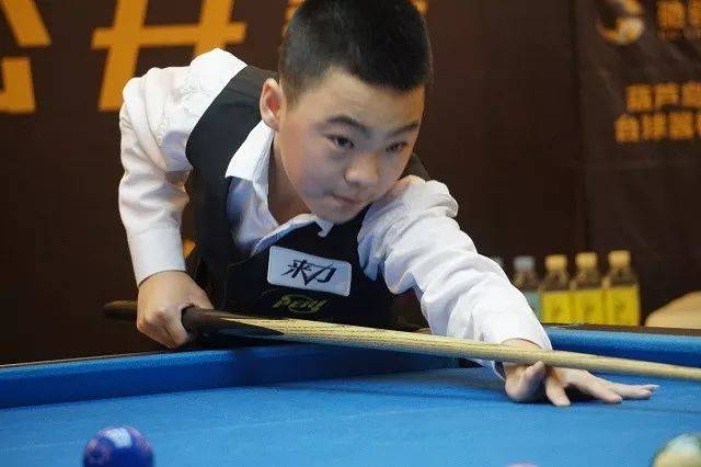 全场观众在 全场观众在