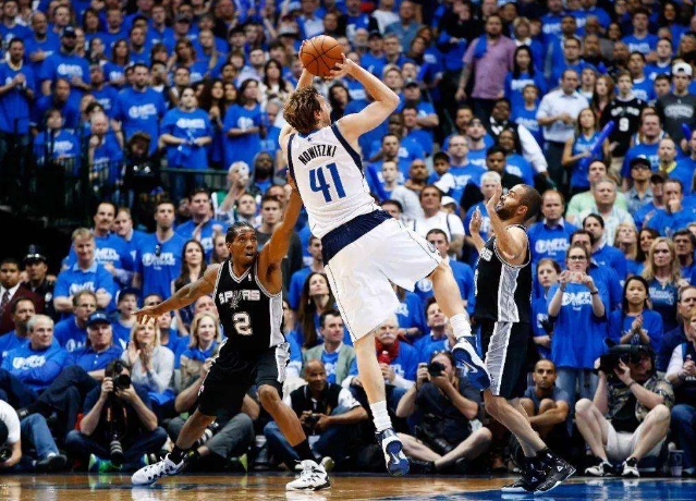 两支球队间 两支球队间