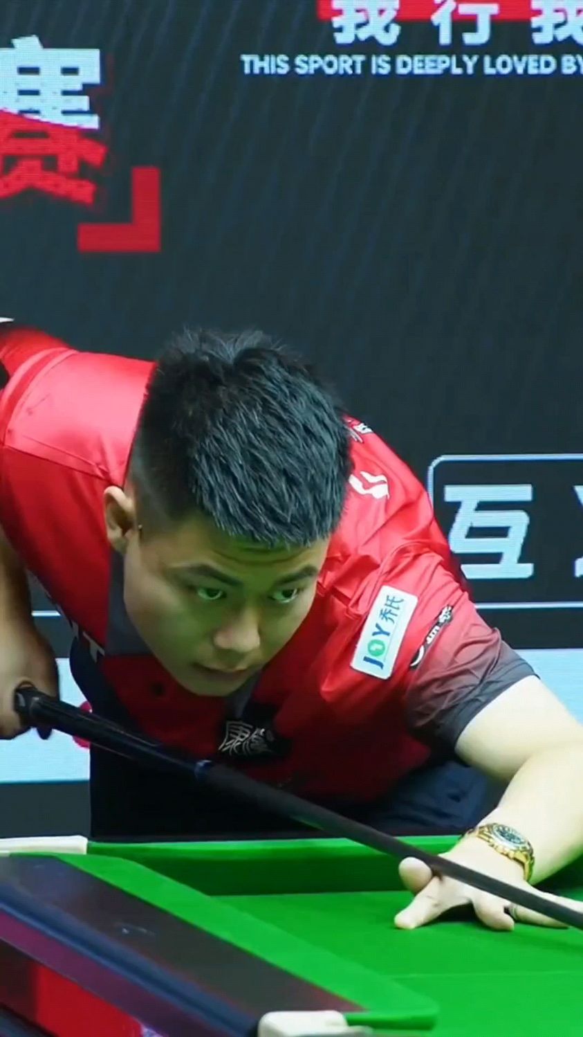 全能中场的 全能中场的